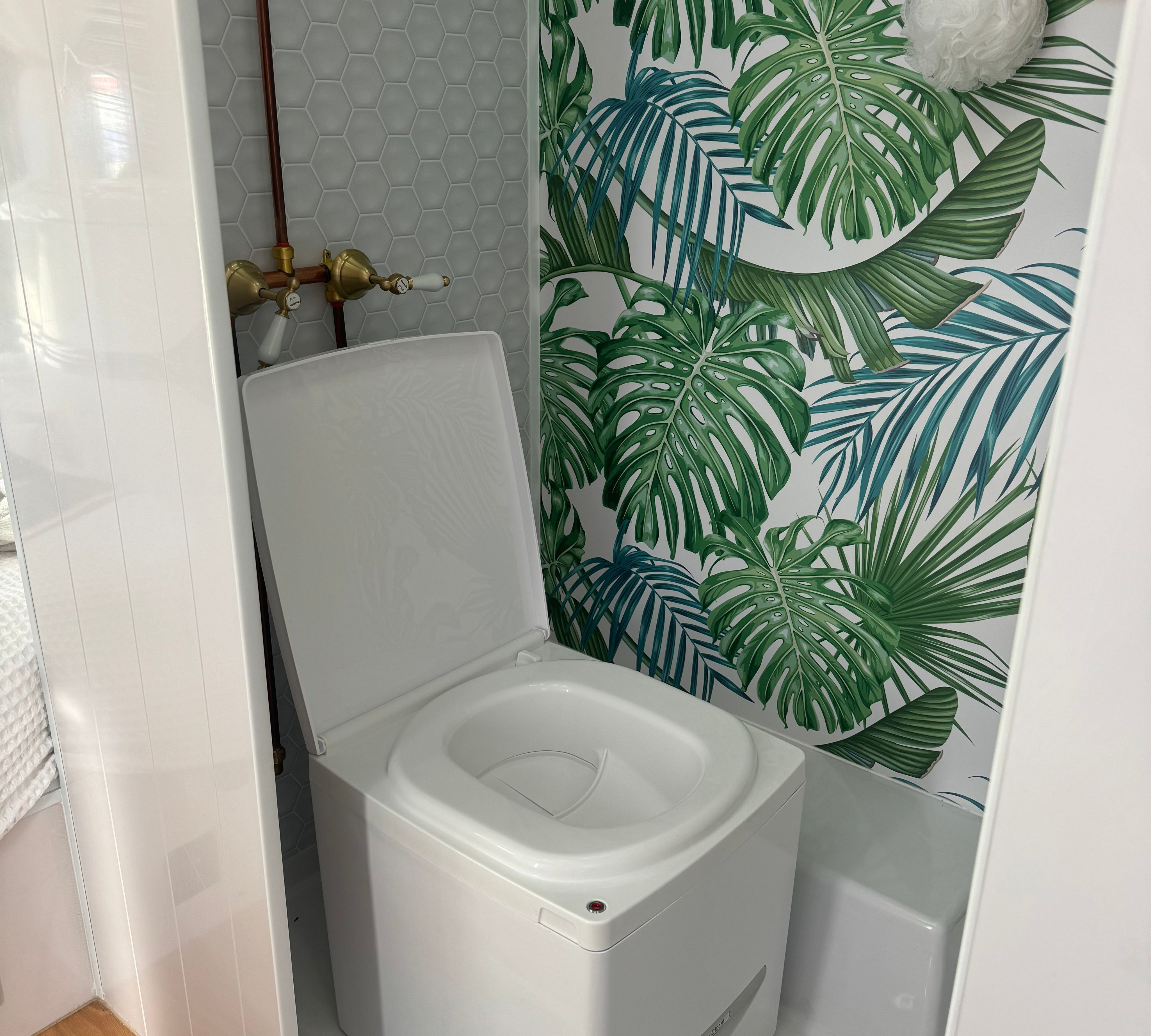 Choosing the Right Toilet for Your Caravan, Campervan or Camper Trailer